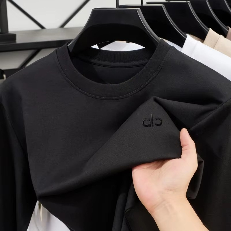 Weißes High-End Sport- und Lif – Streetwear High End Brand Bewertung und Preis