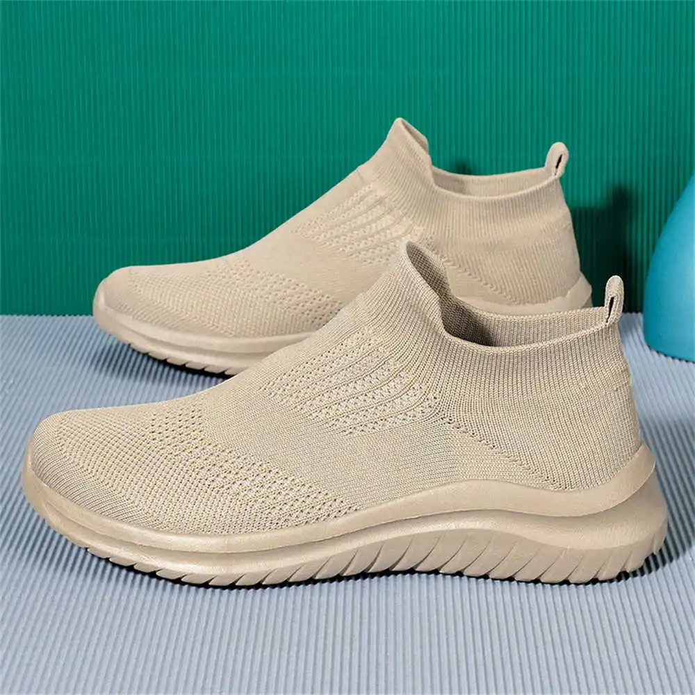 Beige weiche neue Neuheit Tenn – Streetwear Brand Expensive Bewertung und Preis