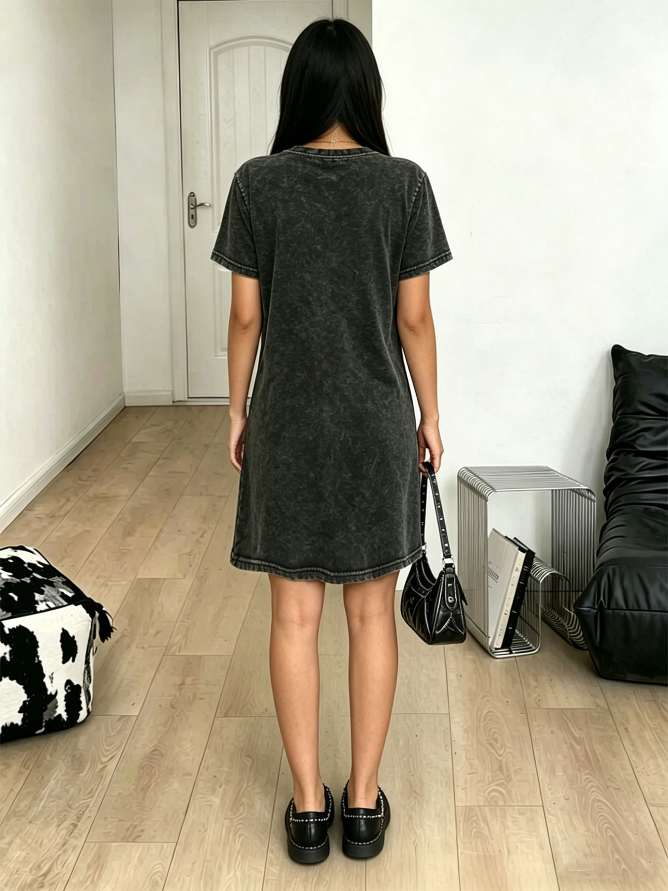 Damen-T-Shirt-Kleid im Vintage – Streetwear Brand In Paris Bewertung und Preis